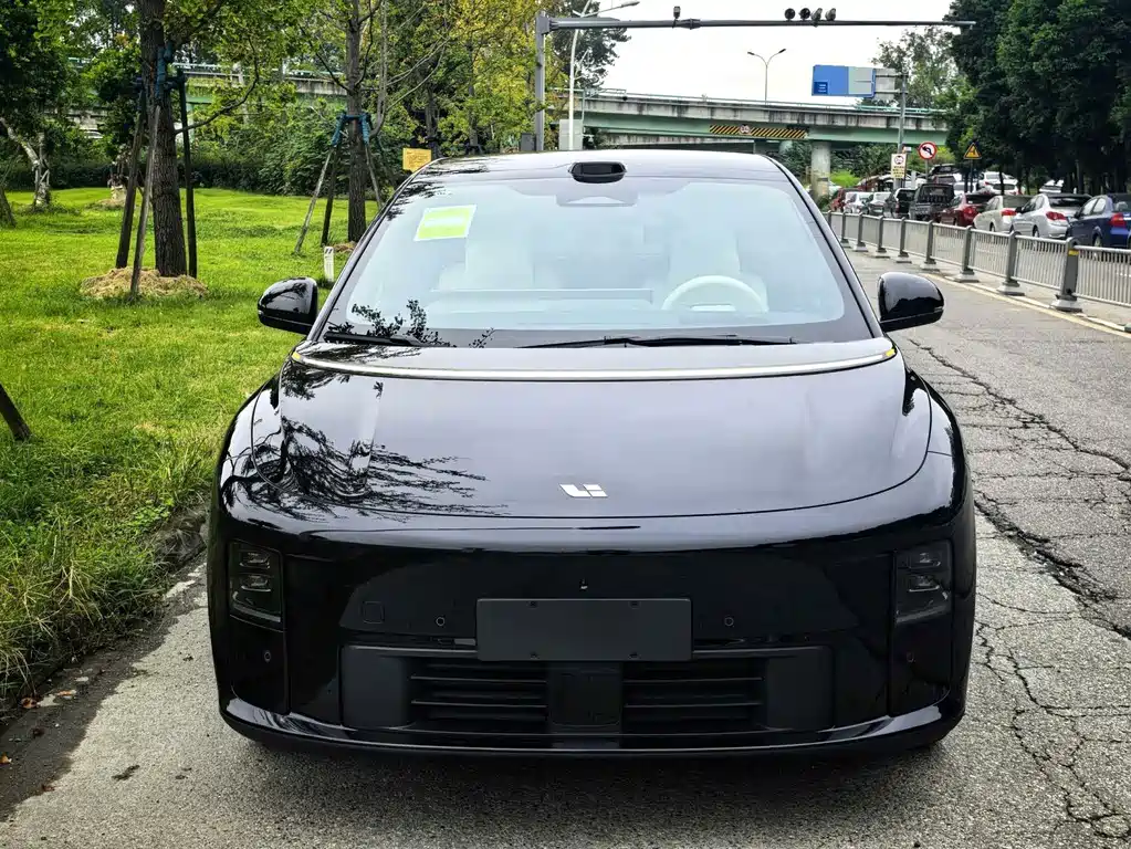 Li Auto Li i6 — миниатюра 2