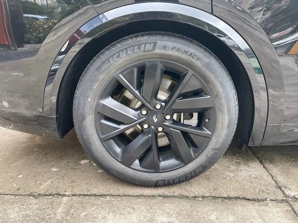 Li Auto Li L8 — миниатюра 14