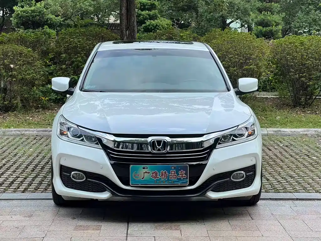 Honda Accord — миниатюра 5
