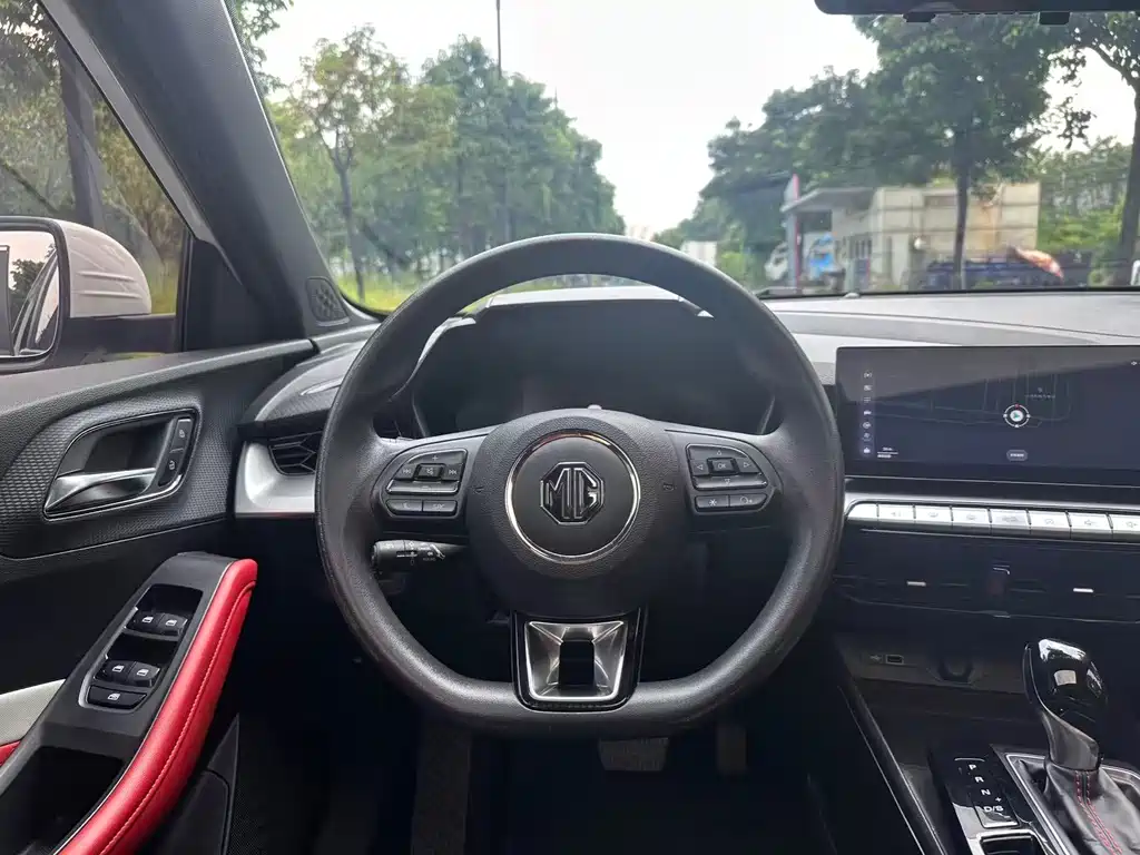 MG MG5 — миниатюра 4