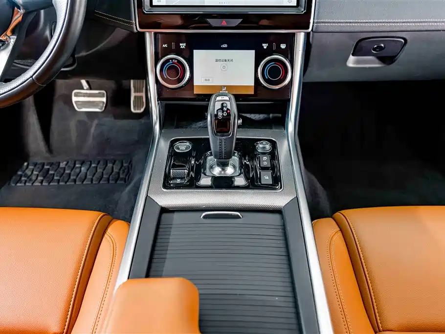 Jaguar XEL — миниатюра 12