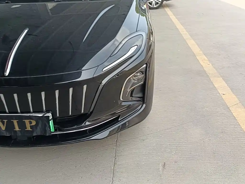 Hongqi Hongqi E-QM5 — миниатюра 24