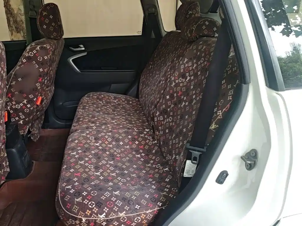 Suzuki Liana A6 — миниатюра 17