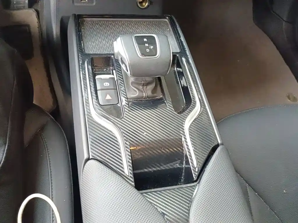 Hongqi Hongqi E-QM5 — миниатюра 14