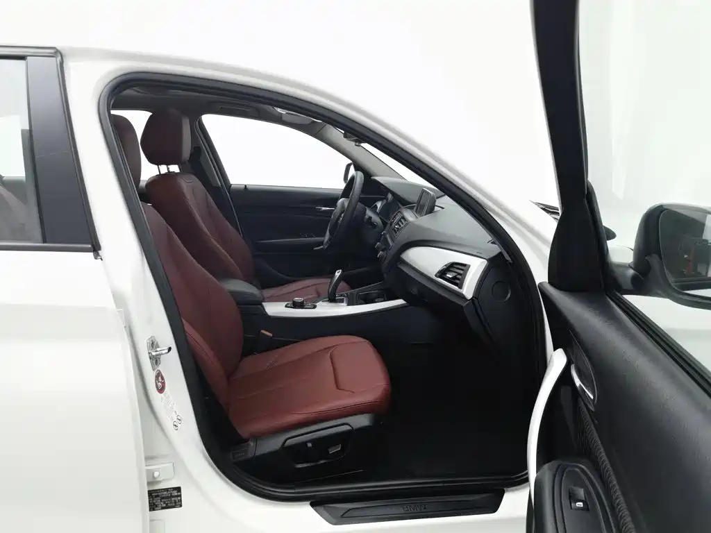 BMW 1 Series (Import) — миниатюра 23