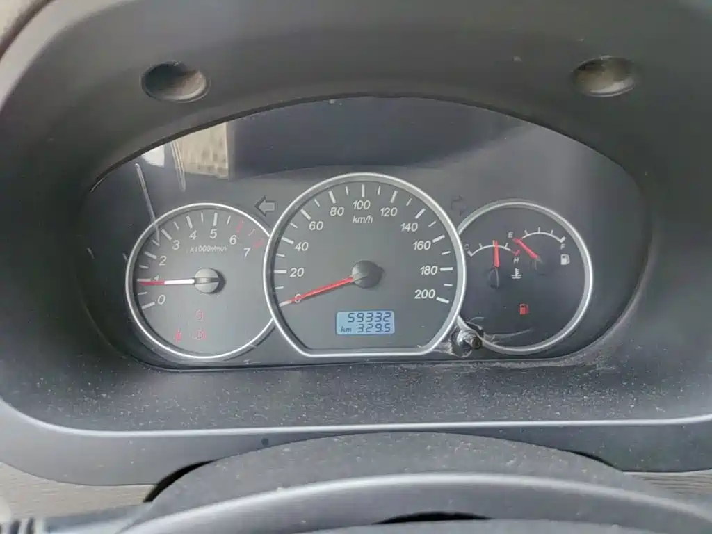 Wuling Hongguang — миниатюра 12