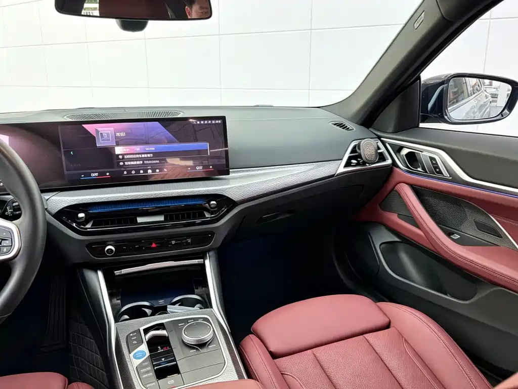BMW i4 — миниатюра 6