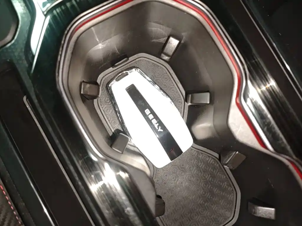 Geely Icon — миниатюра 9