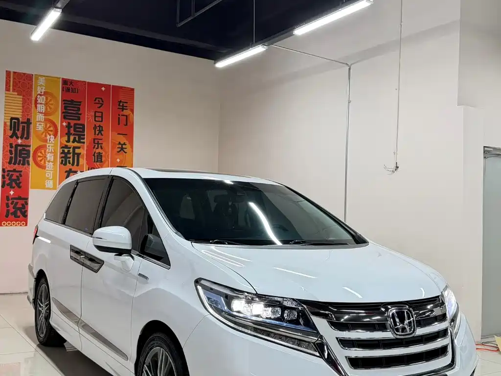 Honda Elysion — миниатюра 3