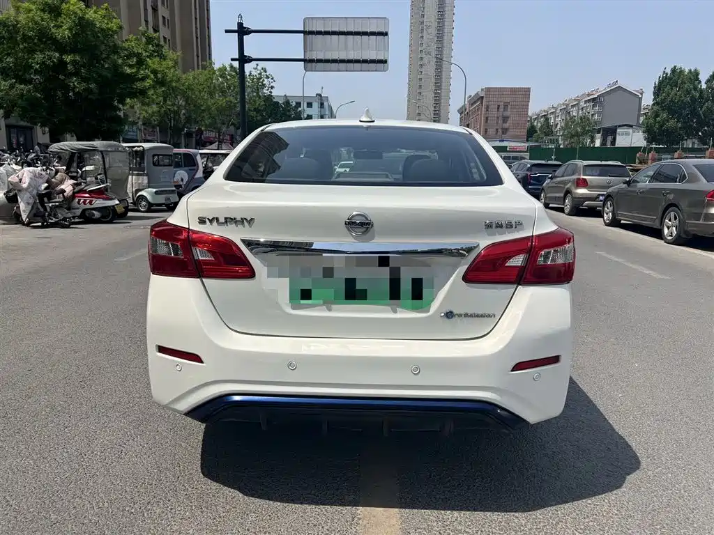Nissan Sylphy ·