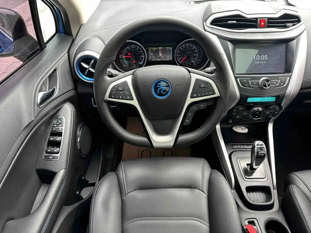 BYD Yuan EV — миниатюра 9