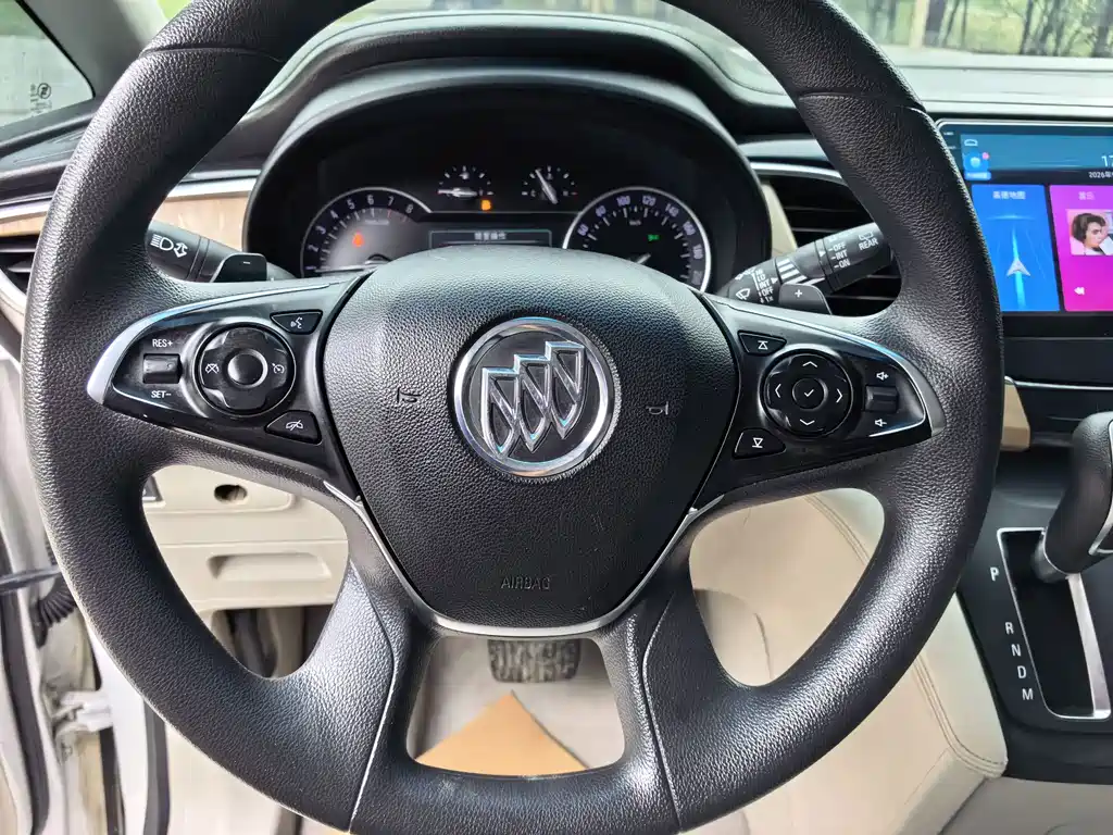 Buick GL8 — миниатюра 11