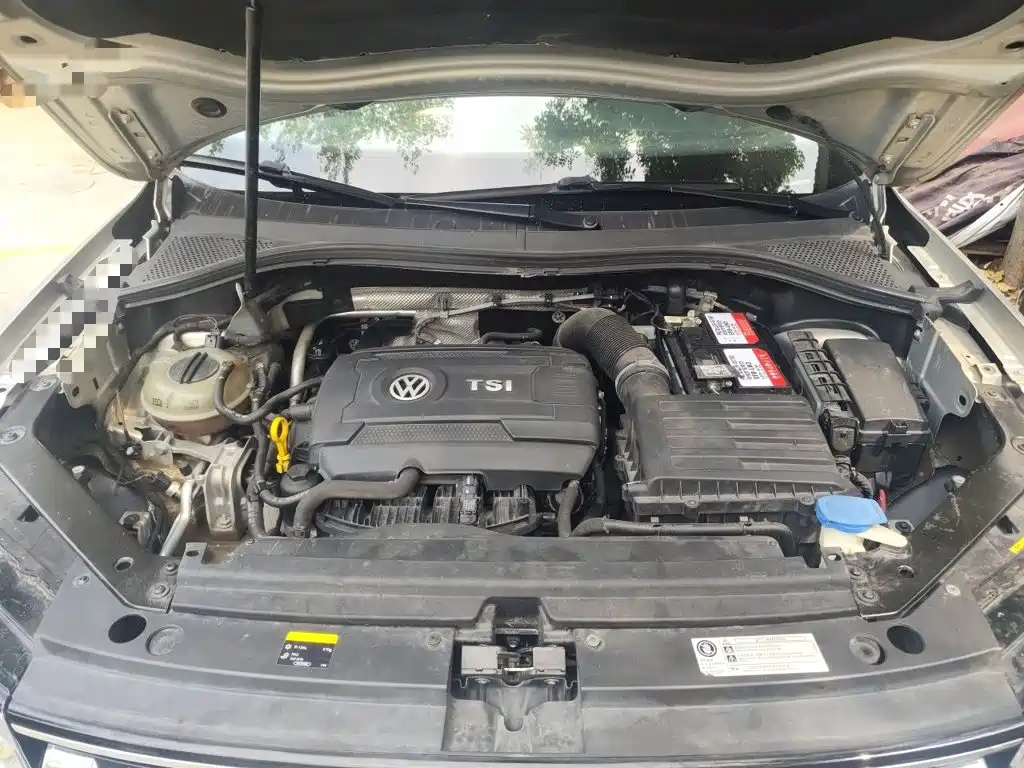 Volkswagen Tiguan L — миниатюра 16