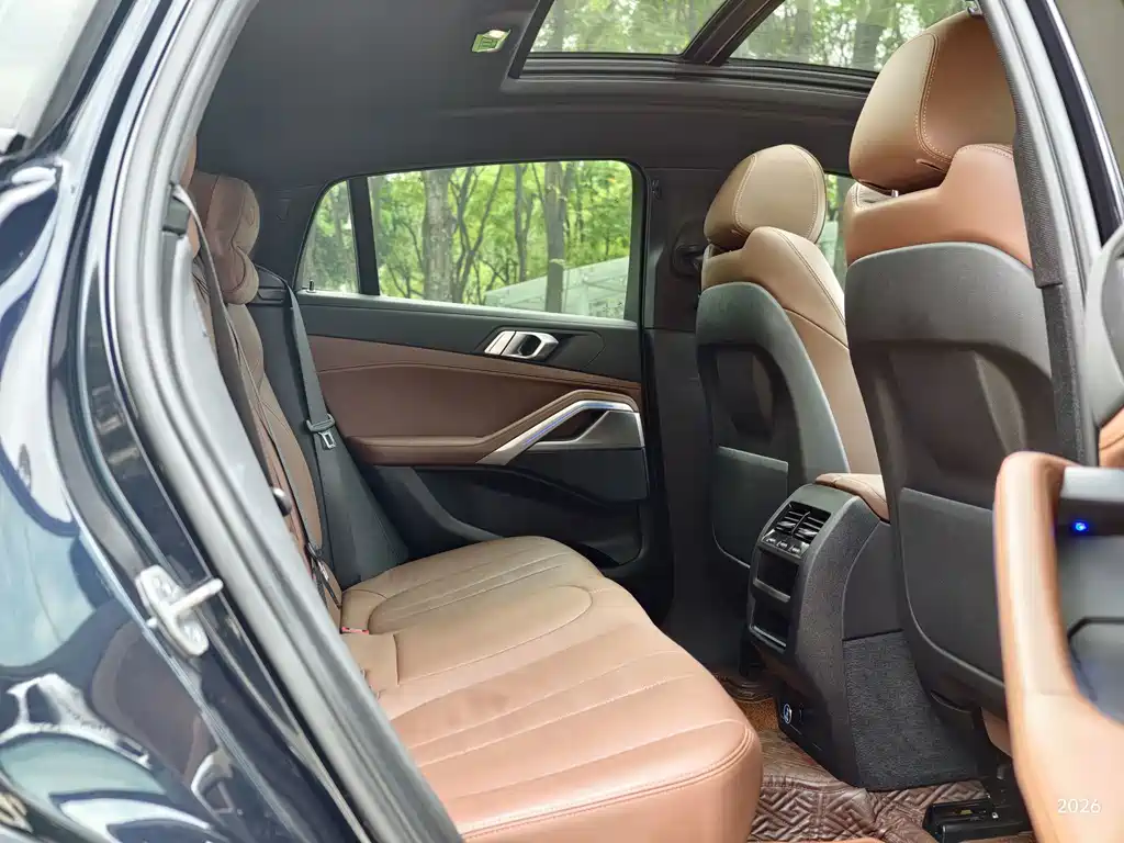 BMW X6 — миниатюра 6