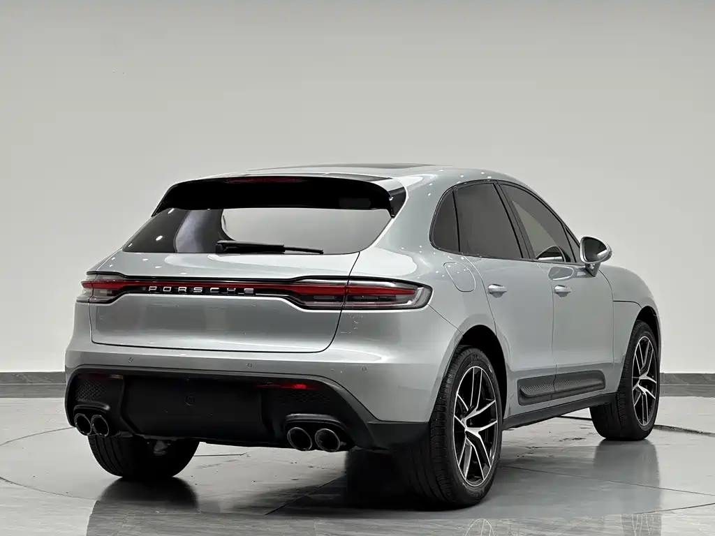 Porsche Macan — миниатюра 5