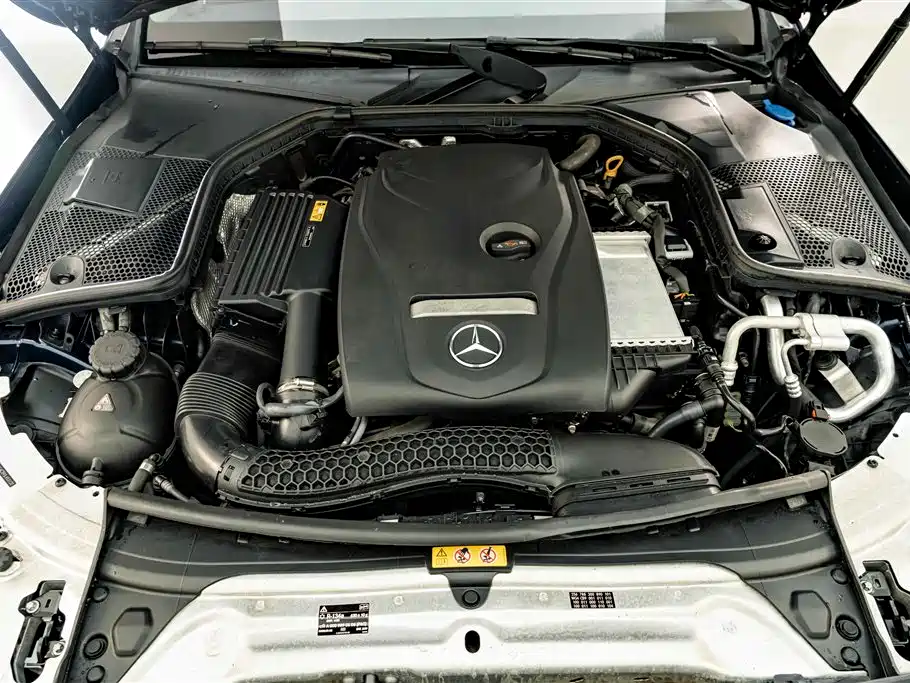 Mercedes-Benz C-Class — миниатюра 24