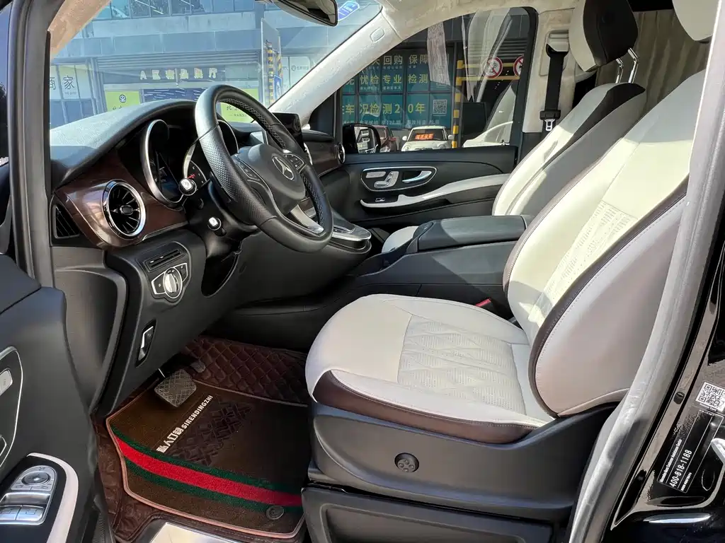 MERCEDES-BENZ V CLASS