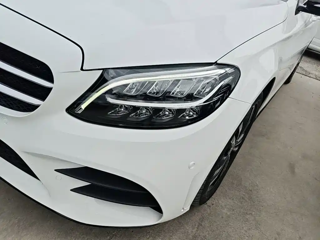 Mercedes-Benz C-Class — миниатюра 24