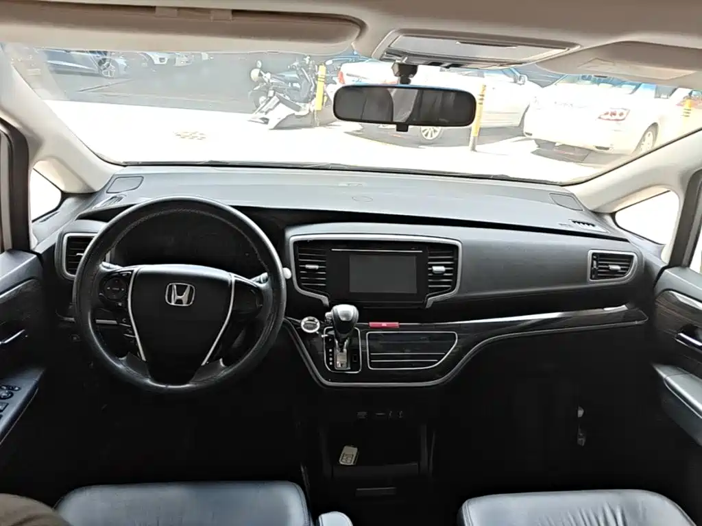 Honda Odyssey — миниатюра 10
