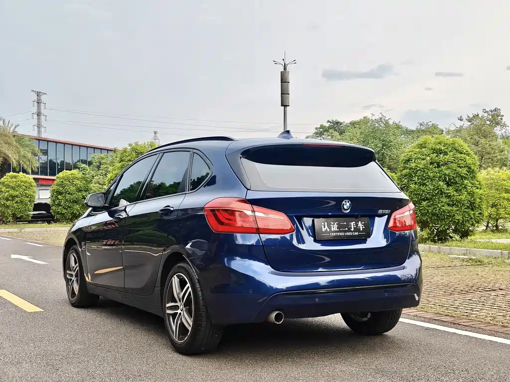 BMW 2 Series Active Tourer — миниатюра 5