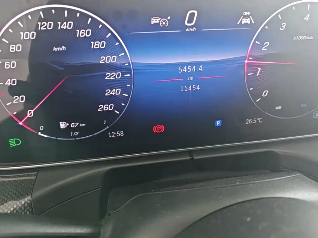 Mercedes-Benz CLE — миниатюра 17