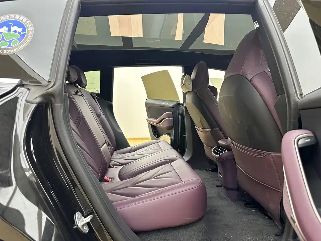 NIO ET5T — миниатюра 14