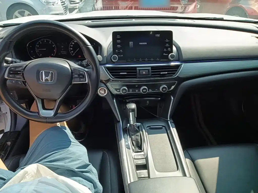 Honda Inspire — миниатюра 10