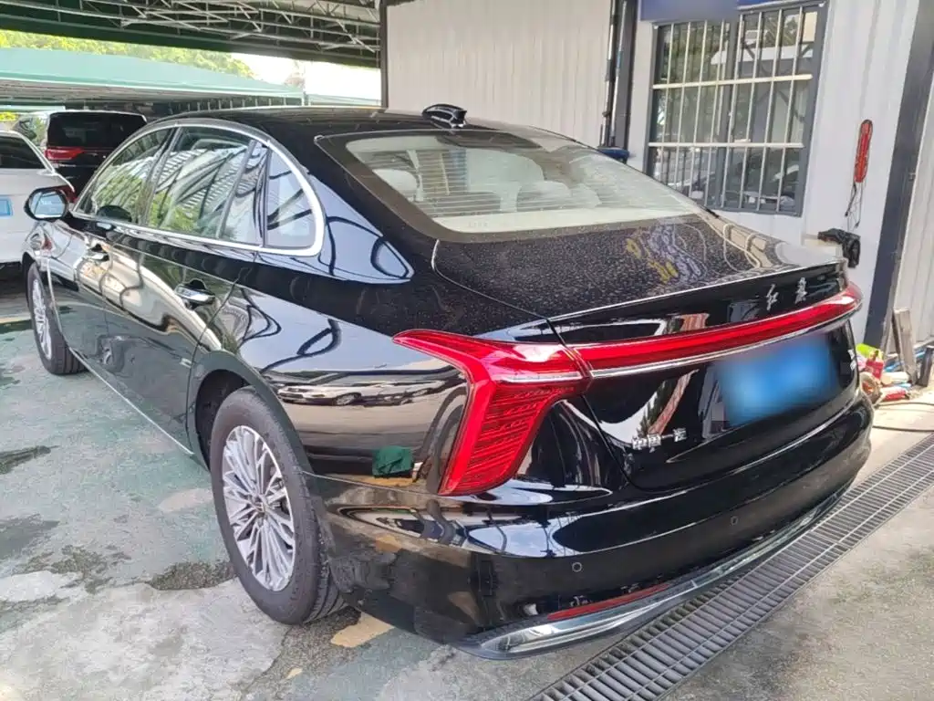 Hongqi Hongqi H5 — миниатюра 5