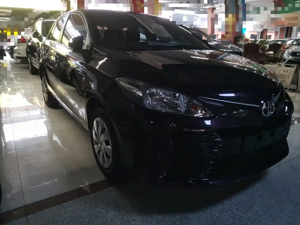 Toyota Vios FS — миниатюра 4