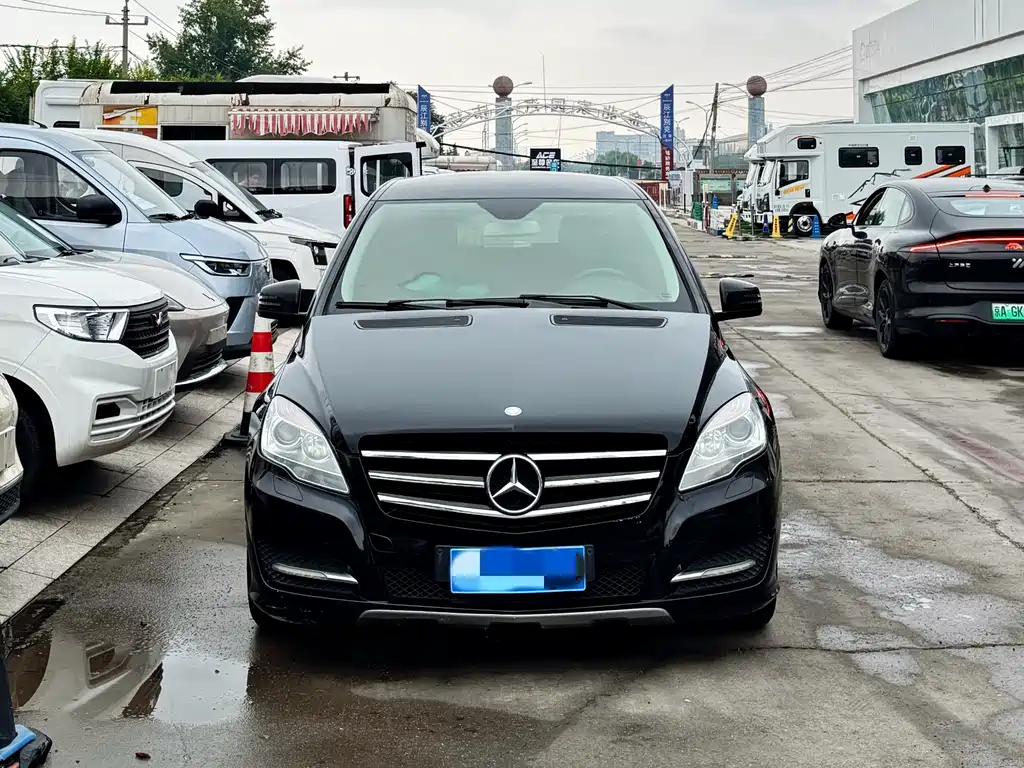 Mercedes-Benz R 2014 R 320 4MATIC