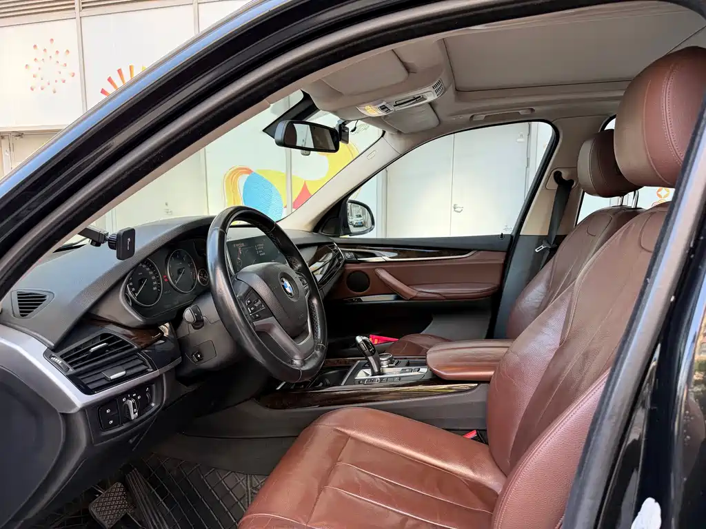 BMW X5 (Import) — миниатюра 4