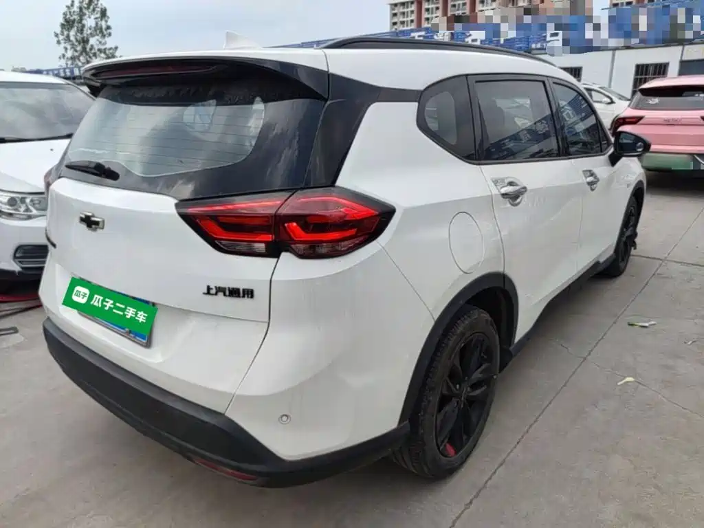 Chevrolet Volando — миниатюра 7