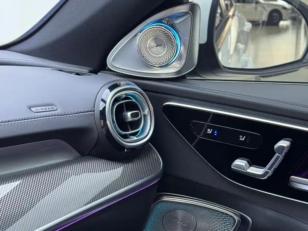Mercedes-Benz C-Class — миниатюра 9