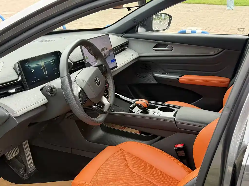 Changan UNI-V — миниатюра 5