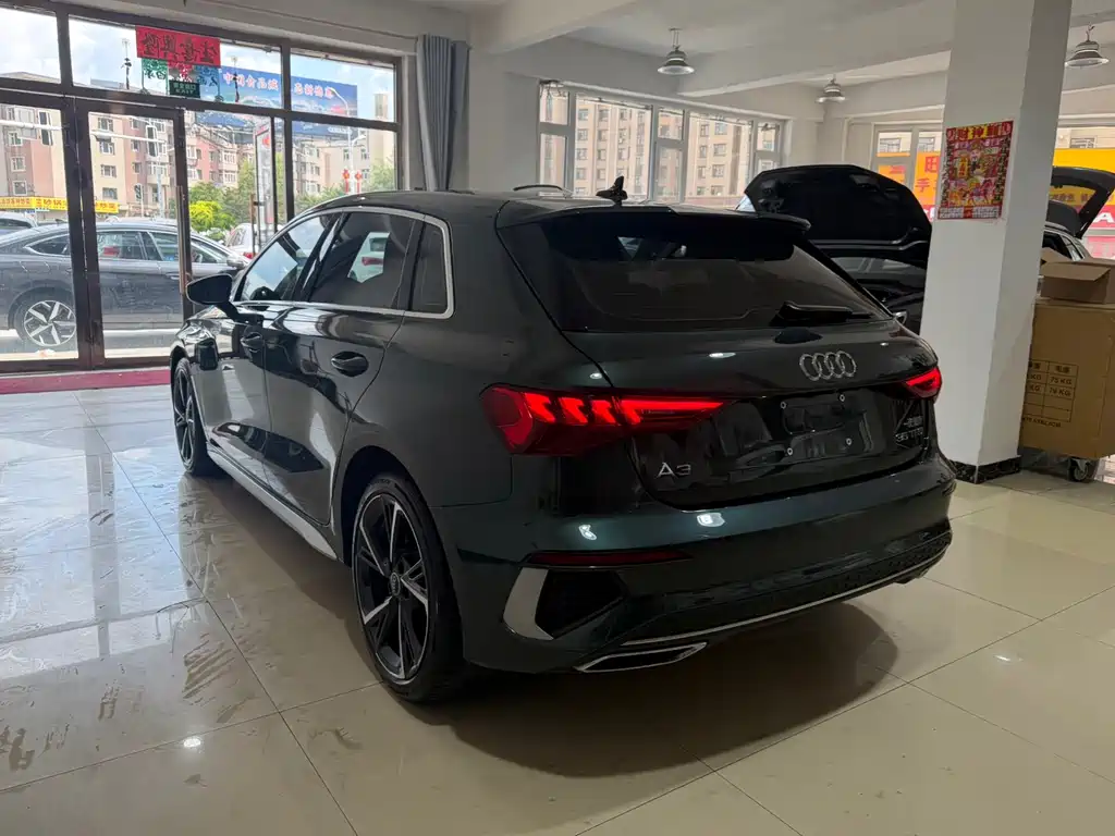 Audi A3 2023 Sportback 35 TFSI Fashion Sport