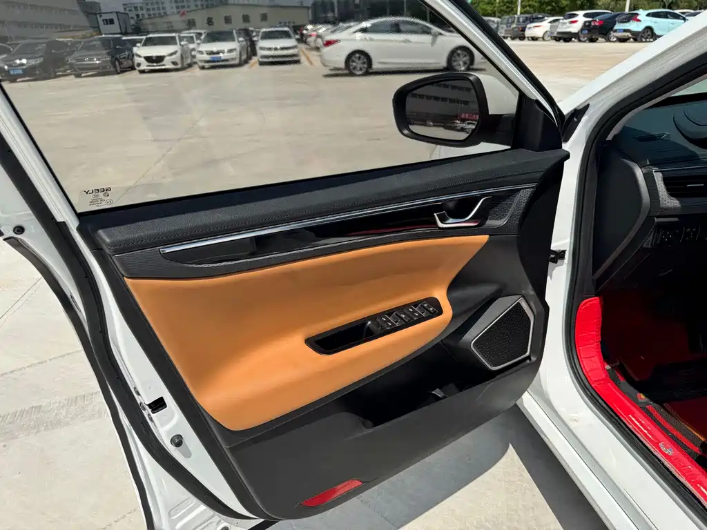 Geely Emgrand GL — миниатюра 9