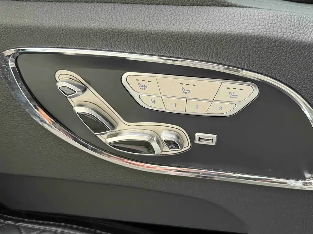 Mercedes-Benz R-Class — миниатюра 14