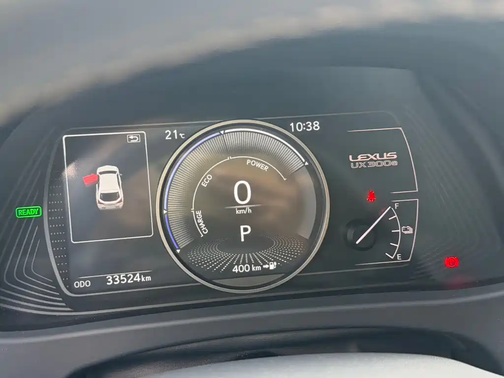 Lexus UX New Energy — миниатюра 6