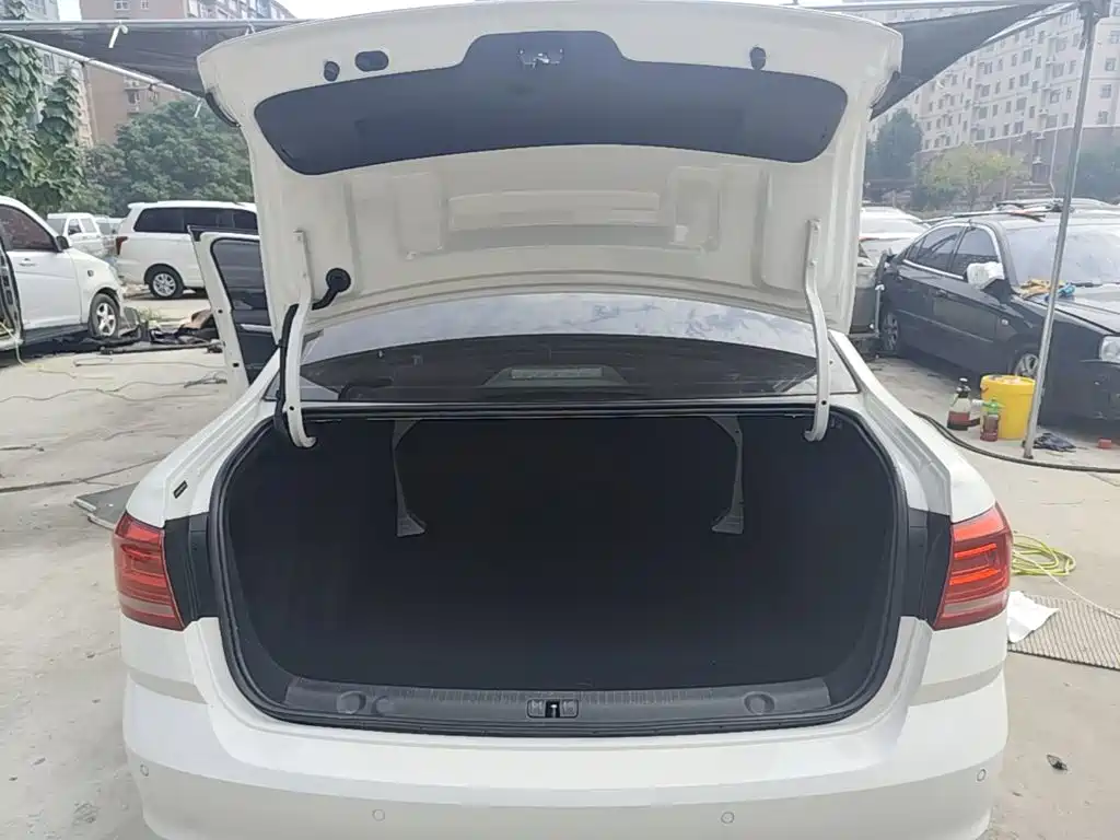 Volkswagen Lavida — миниатюра 19