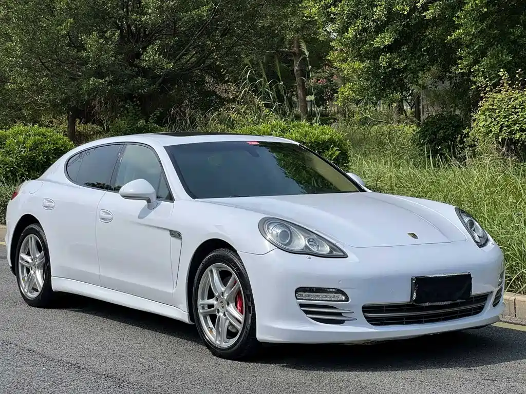 Porsche Panamera — миниатюра 2