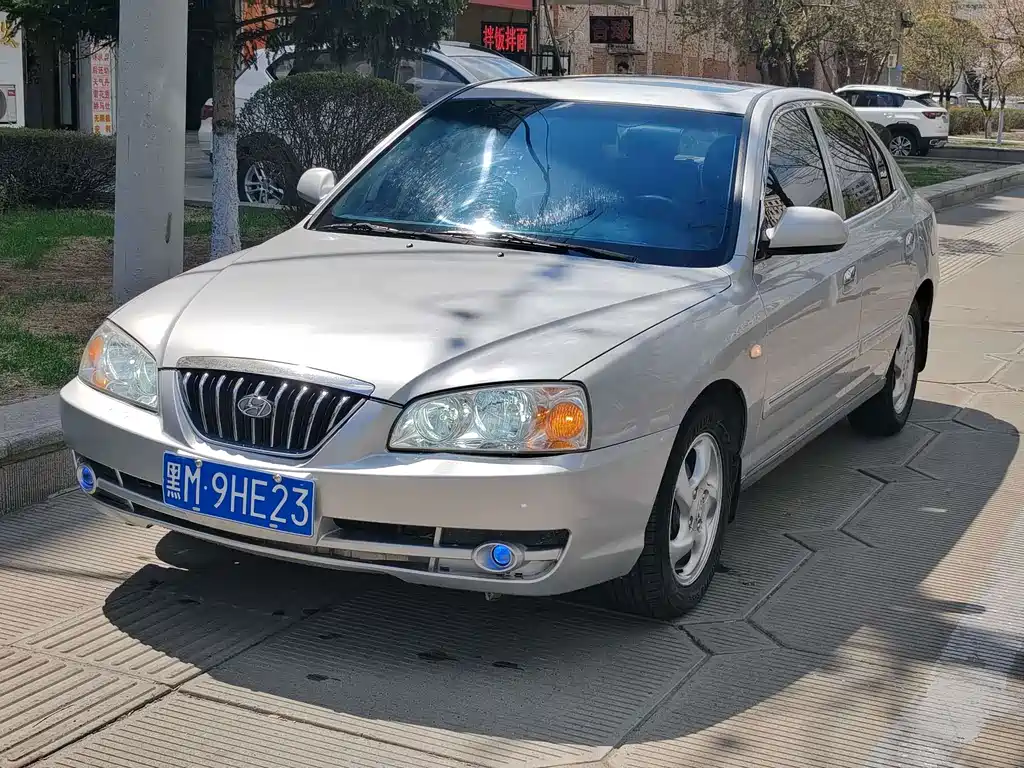 Hyundai Elantra — миниатюра 3