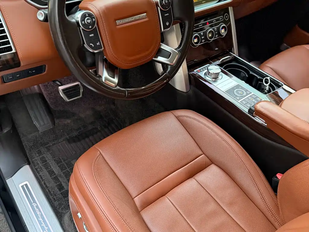 Land Rover Range Rover — миниатюра 7