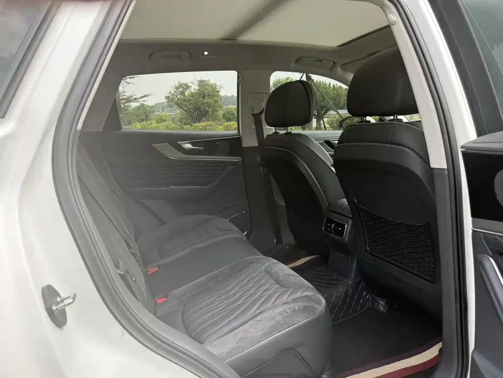 Hongqi Hongqi HS5 — миниатюра 12