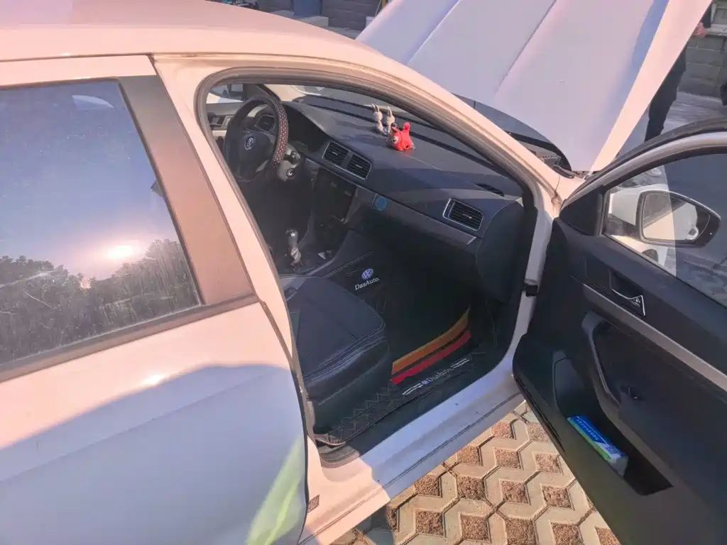 Volkswagen Lavida — миниатюра 19