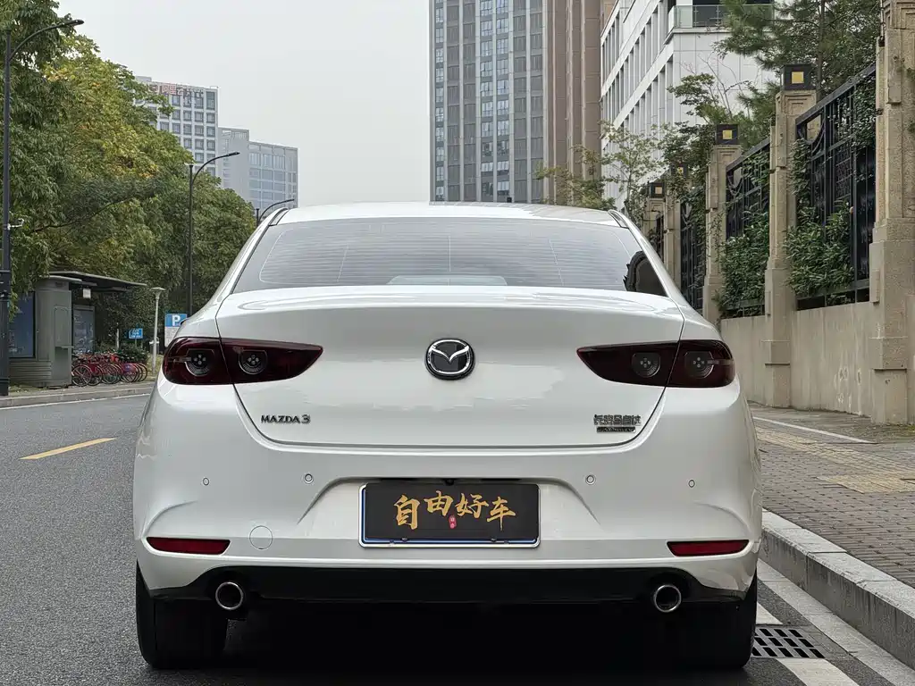 Mazda 3 Axela — миниатюра 22