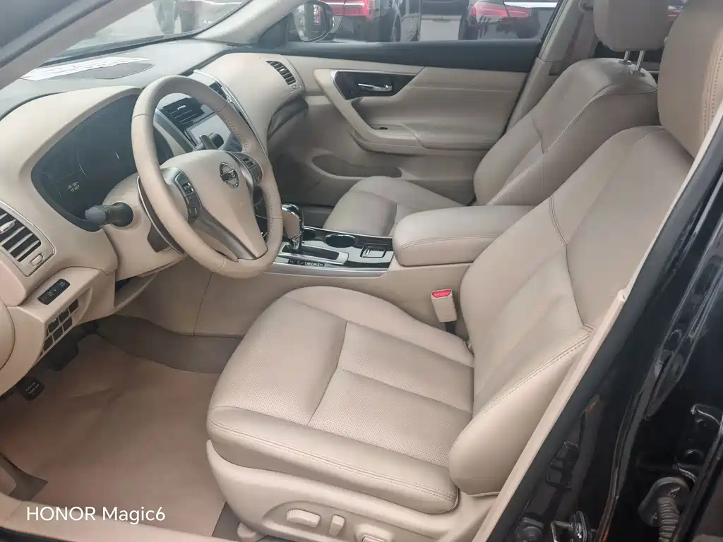 Nissan Teana — миниатюра 7