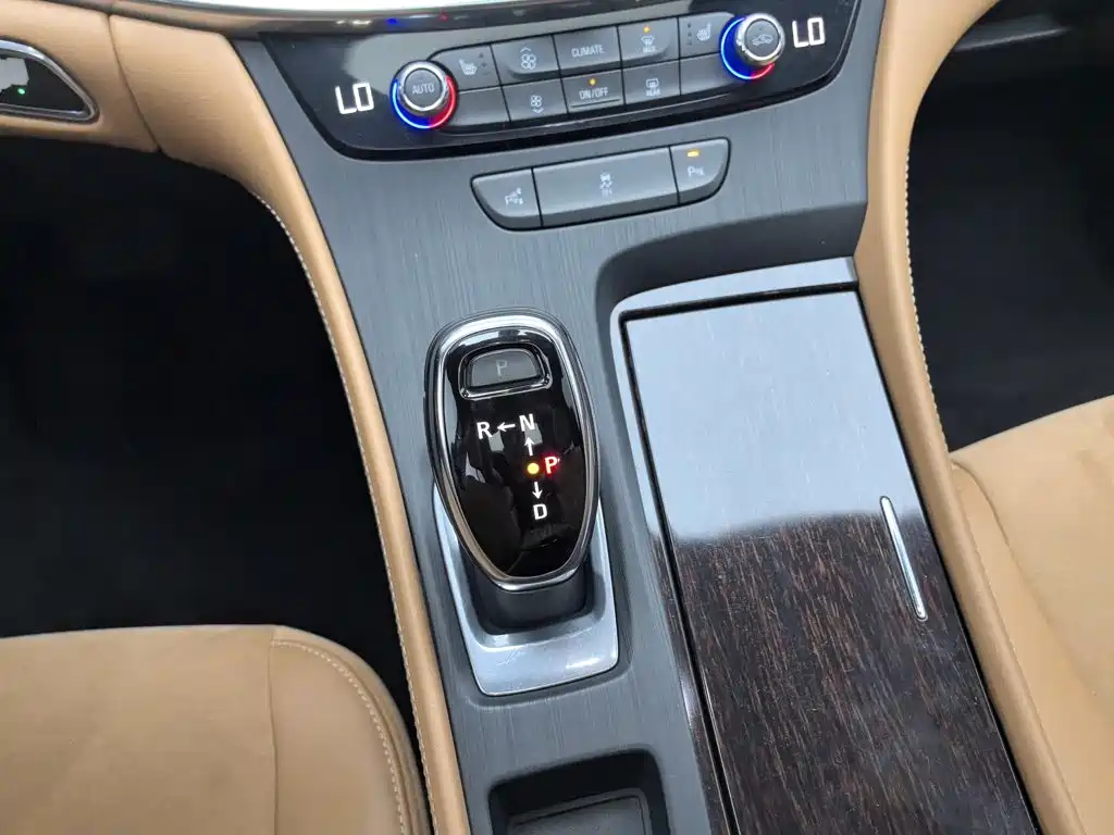 Buick LaCrosse — миниатюра 13