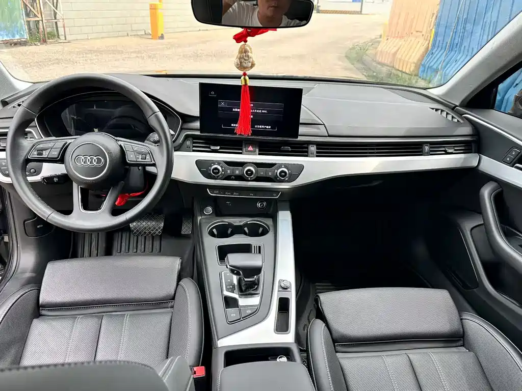 Audi A4L — миниатюра 5