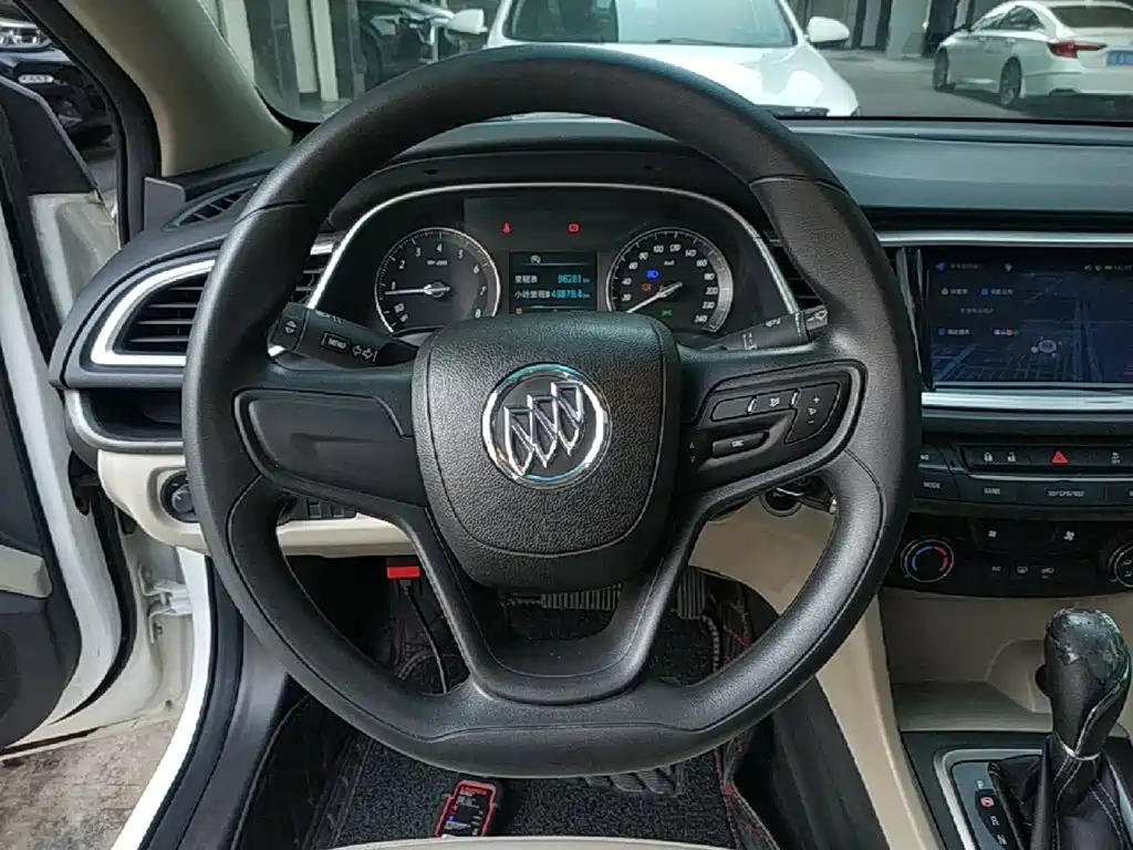Buick Excelle — миниатюра 11