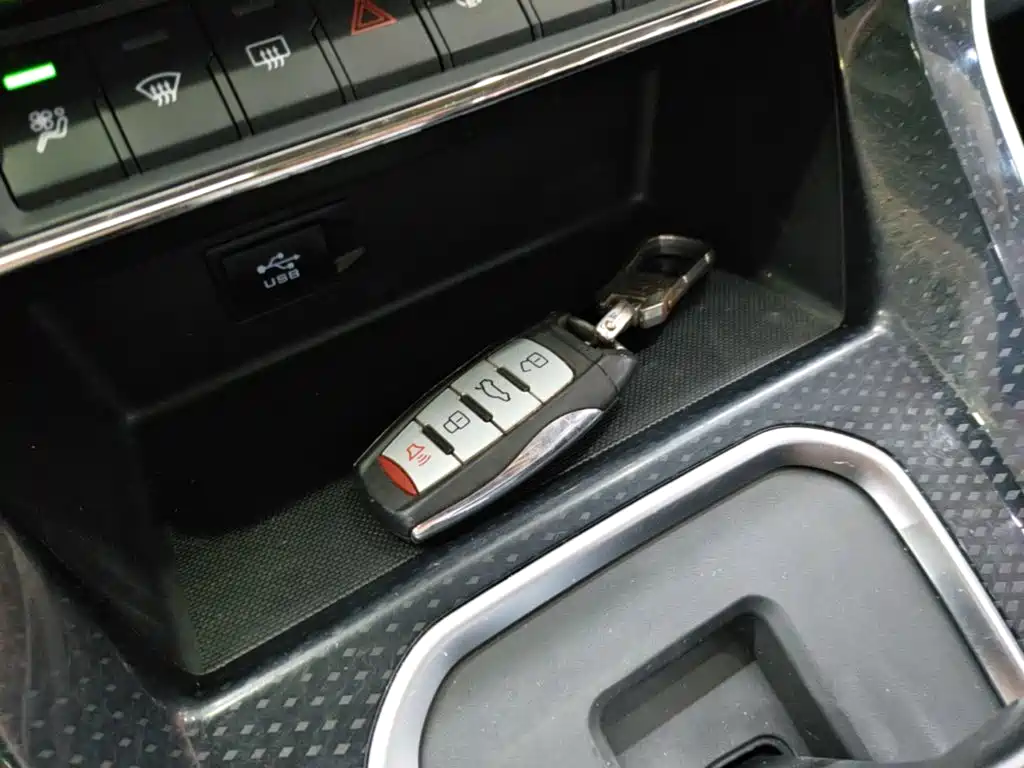 Haval M6 — миниатюра 9